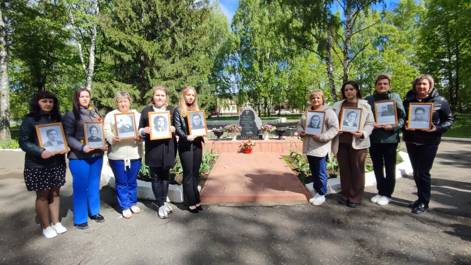 В преддверии Дня Великой Победы, мы почтили память наших коллег-медиков,  победивших в самой страшной в истории человечества войне. - ГБУЗ «Кузнецкая  детская центральная районная больница»