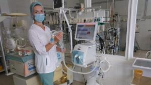 В ГБУЗ «Кузнецкая межрайонная детская больница» поступил аппарат искусственной вентиляции лёгких